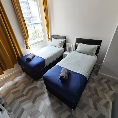2 Bedroom 2 Bathroom Apartment In Old St - Shoreditch - Zone 1 Londyn Zewnętrze zdjęcie