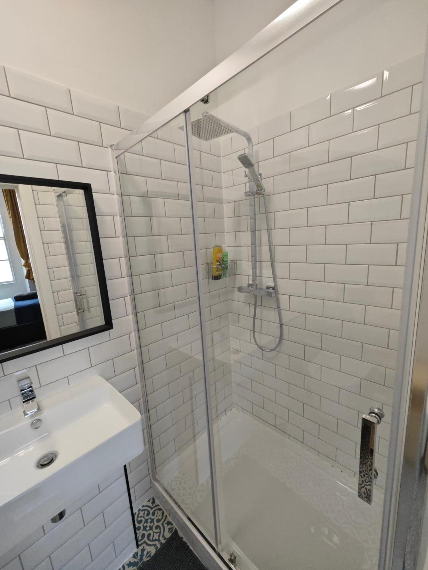 2 Bedroom 2 Bathroom Apartment In Old St - Shoreditch - Zone 1 Londyn Zewnętrze zdjęcie